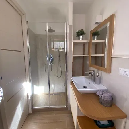 Sunrise Sisters' Appartement